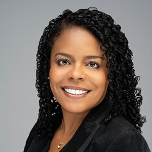 Ivone Foisy Headshot