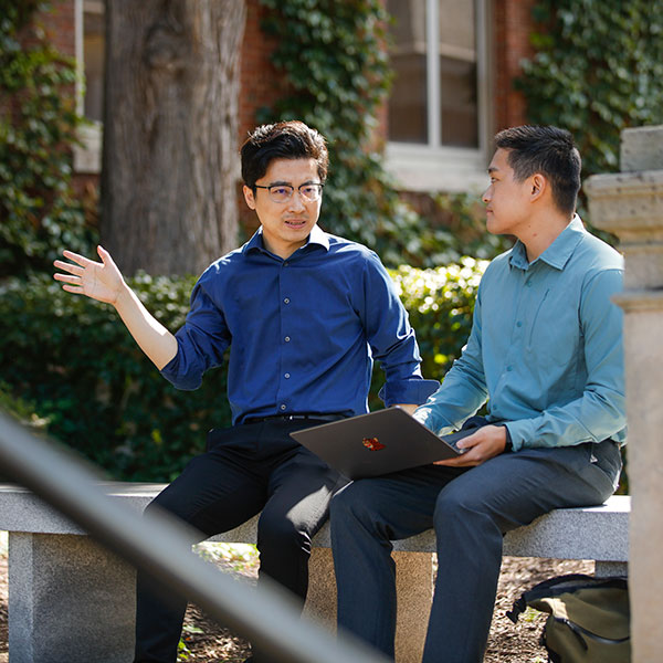 Professor_Weiguang_Wang_w-Students