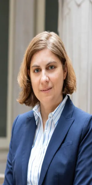 Liza Mohr Faculty Headshot